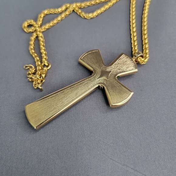 Avon Gold Tone Wheat Chain Green Faux Jade Cross Pendant Necklace 22 in - Picture 6 of 10